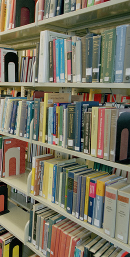 Fermilab's Library offers about 10,000 books and subscribers to nearly 120 journalists.