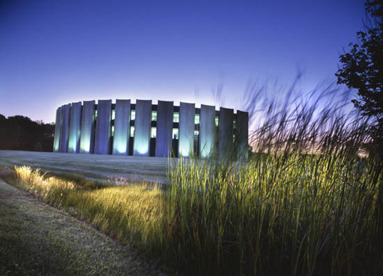 Fermilab's Feynman Computing Center